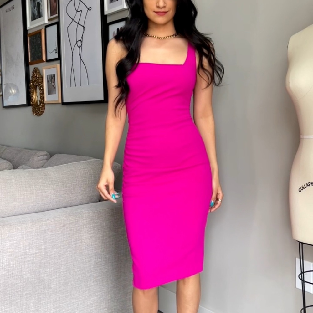 Lulu one shoulder pink midi